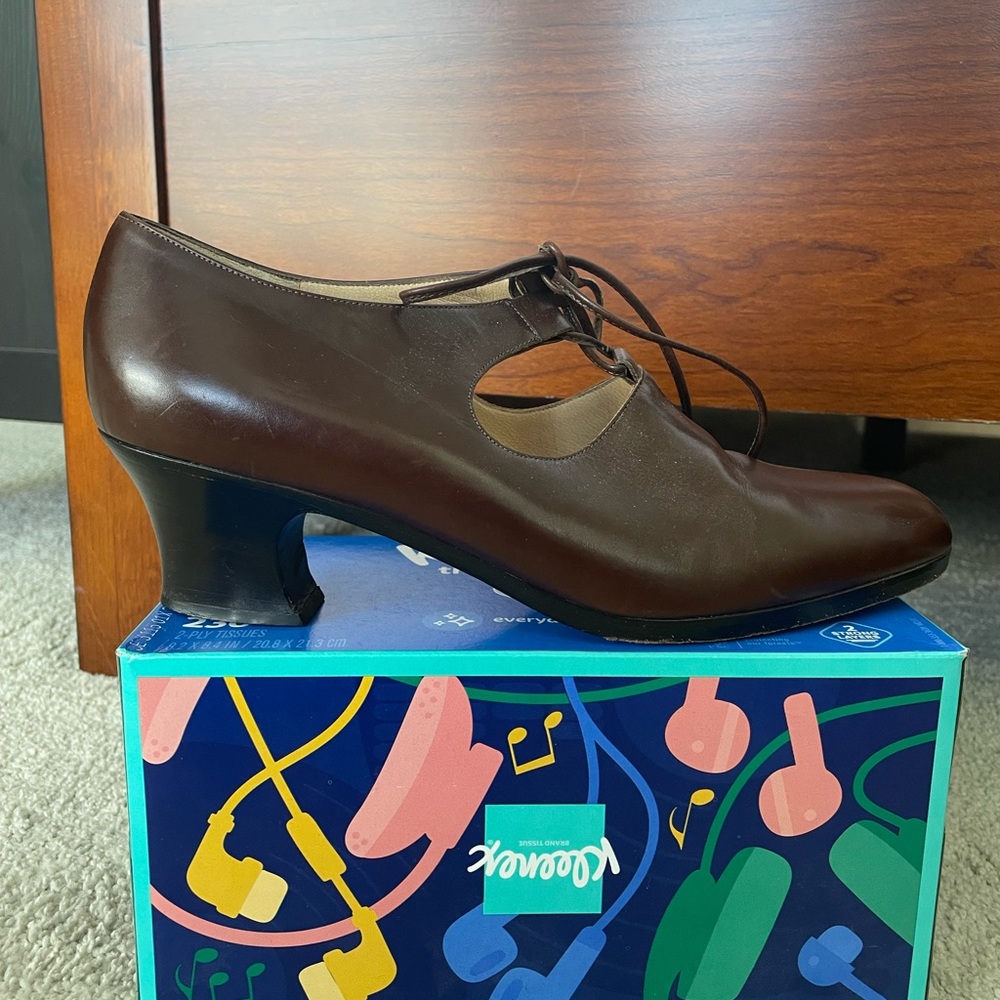 🇮🇹 Vintage Italy Joan Helpern low heel brown leather lace up shoes 8M EUC - Picture 8 of 16